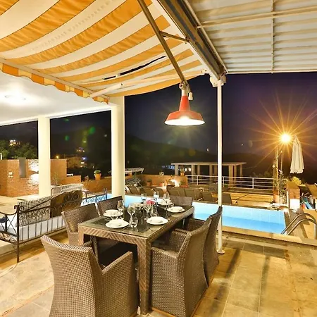 For 6 People With A View Of Kas,goekseki Location Villa Gokceoren (Antalya)
